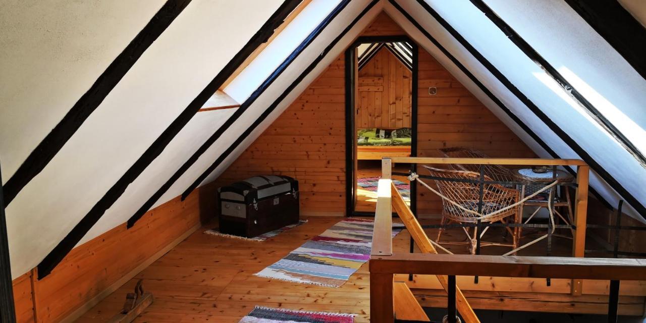 Drevenica Pod Tlstou Pension Blatnica Buitenkant foto